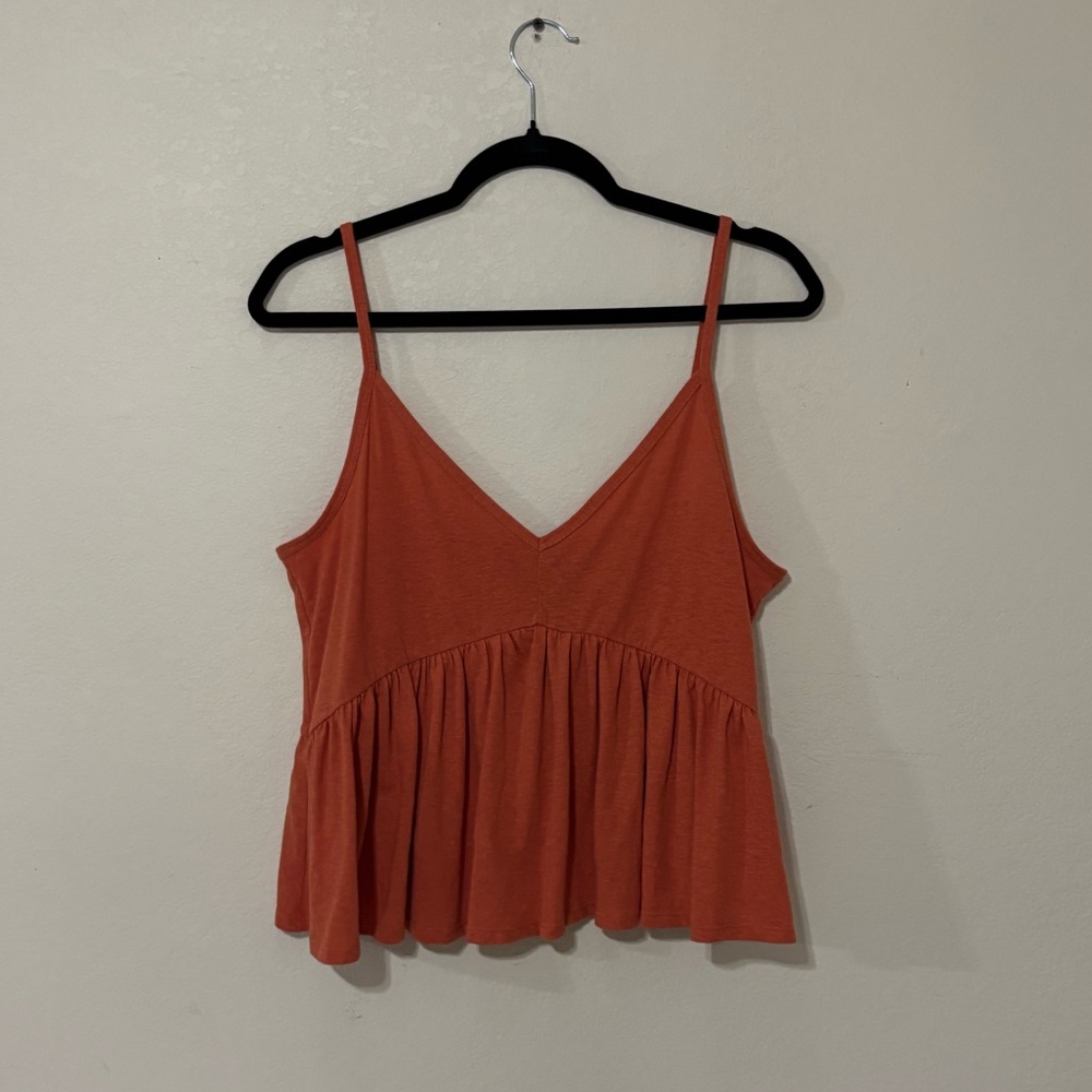 🌟 Forever 21 Camisole Top